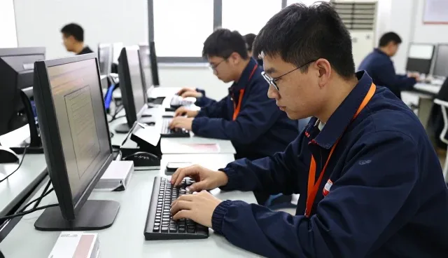系统运维技术支持等：选、用、管三步走